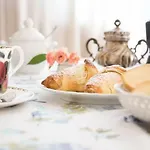 Attico Luce Bed & Breakfast Osimo
