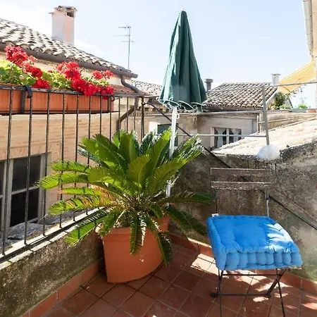 Attico Luce 住宿加早餐酒店