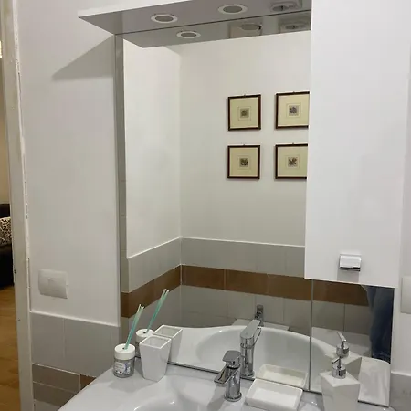 Attico Luce 住宿加早餐酒店 奥西莫