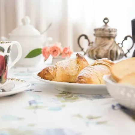 Attico Luce Panzió Osimo