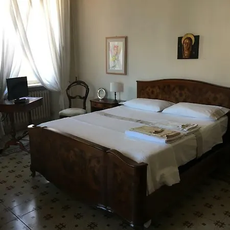 Attico Luce Bed and breakfast Osimo